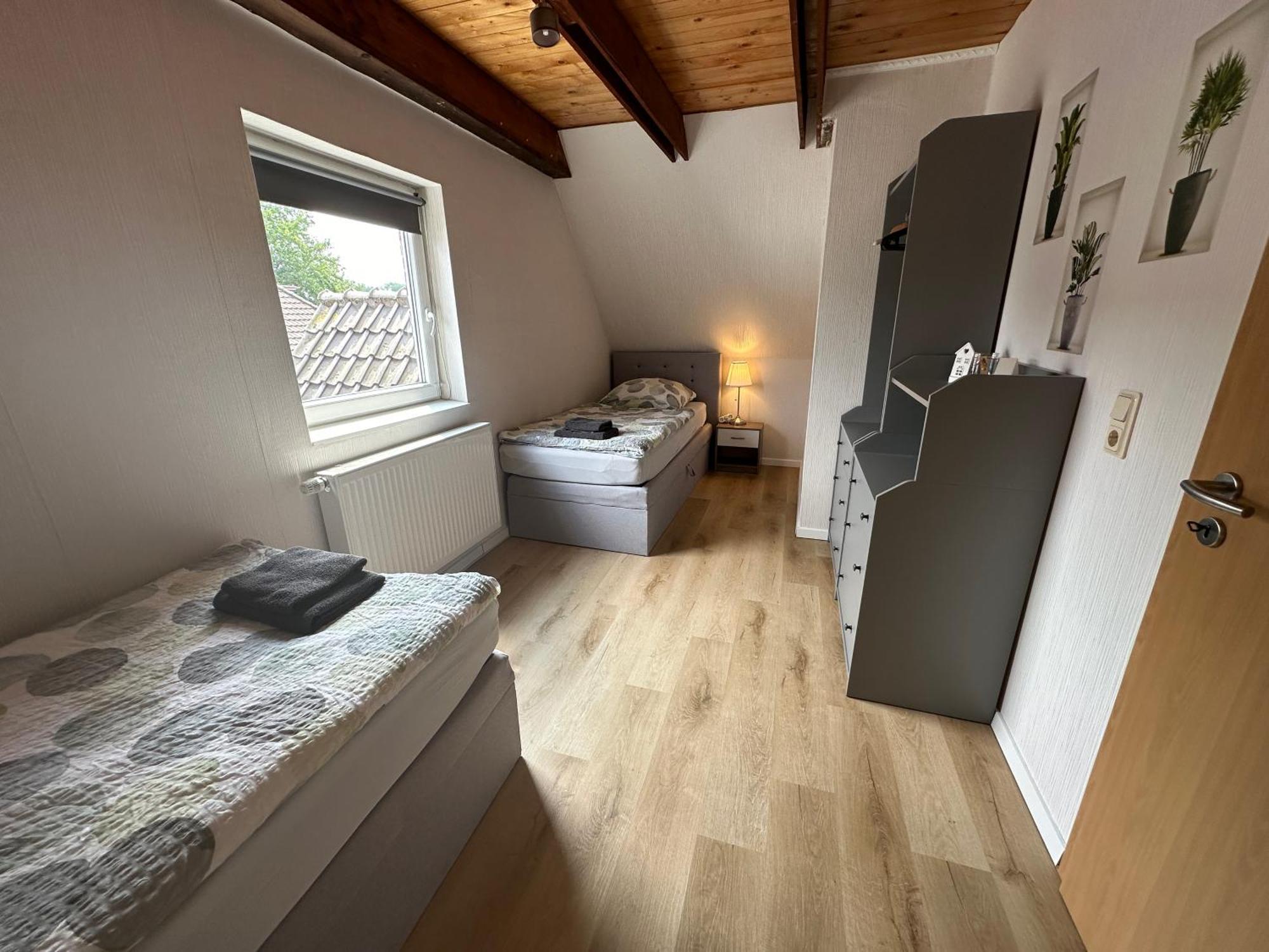 Ferienwohnung Bei Schwarzkopf Nordenham Exterior foto